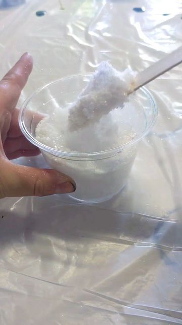 Amanda Luke on Instagram: "Since so many people asked! Here is how I make my salt resin mix! #resinart_ideas #resinart_daily #resinartwork #geoderesinartist #geoderesinartwork #geodeart" Resinart Ideas, Agate Art, Resin Geode, Geode Art, Epoxy Resin Crafts, Epoxy Resin Art, Resin Artwork, Diy Resin Crafts, Diy Resin