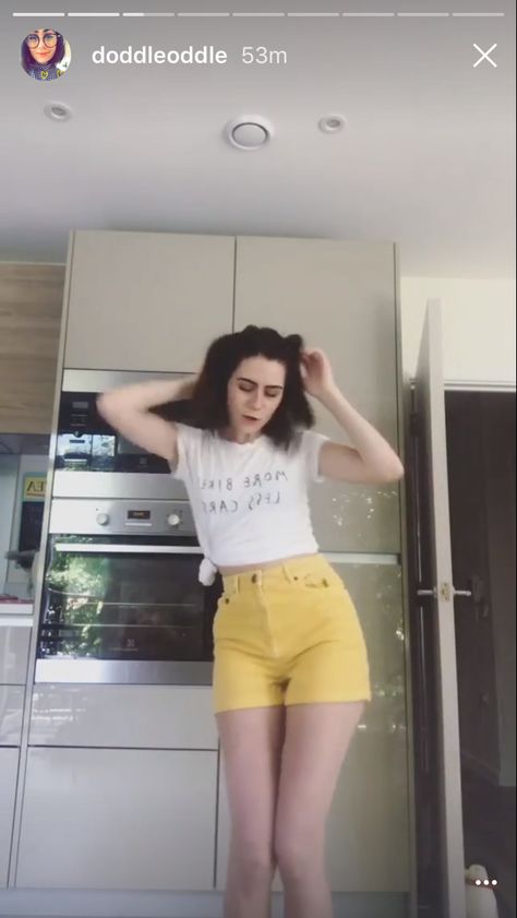 shes all I could ever wish to be and to have Clark Outfit, Dodie Clark, Beautiful Princess, Yellow Aesthetic, Disney Outfits, Harajuku Fashion, Looks Vintage, Minimalist Outfit, Festival Outfits