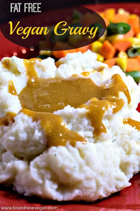 An easy, rich vegan gravy mix that literally takes minutes to prepare. Low in fat and sodium this will be your goto gravy mix from now on... via @brandnewvegan Starch Solution Recipes, Fat Free Recipes, Mcdougall Recipes, Fat Free Vegan, Vegan Gravy, Wfpb Recipes, Plant Based Whole Foods, Vegan Sauces, Oil Free Vegan