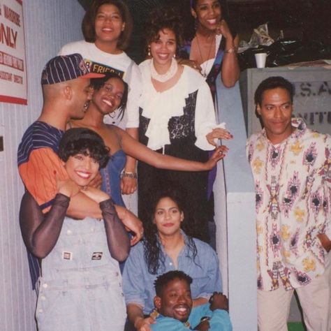 Khadijah James, Queen Latifah 90s, 90s Black Culture Aesthetic, Nothing Was The Same, Black American Culture, Living Single, I Love Being Black, 90s Inspired Outfits, Favorite Show