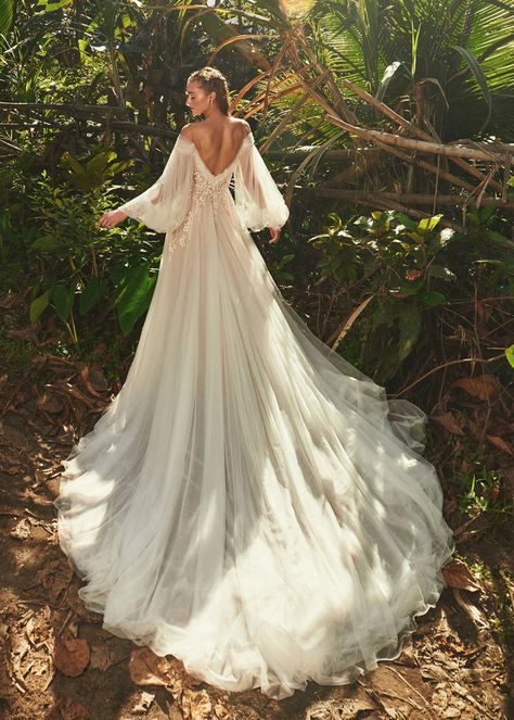 Style LA20224 gown from the 2020 L'Amour by Calla Blanche collection, as seen on the Dressfinder Calla Blanche, Dresses For Pregnant Women, Beach Bridal Gown, Wedding Dress Champagne, Beach Bridal, Applique Wedding Dress, Wedding Dress Fabrics, Sleeve Wedding Dress, Champagne Wedding