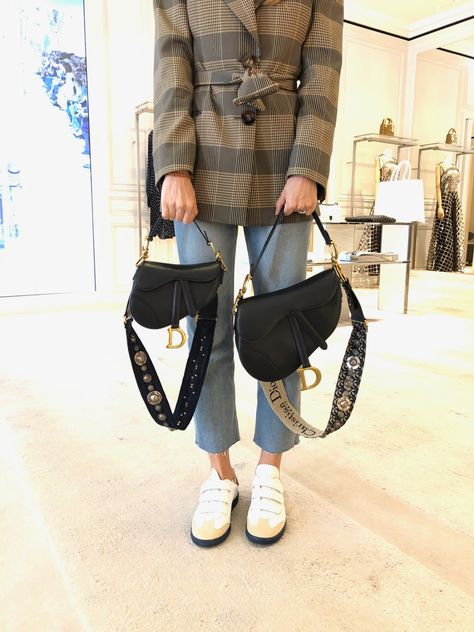 Saddle Bag Outfit, Dior Saddle Bag Outfit, Dior Bag Outfit, Mini Bag Outfit, Christian Dior Saddle Bag, Black Saddle Bag, Bags Outfit, Investment Bags, Mini Outfit