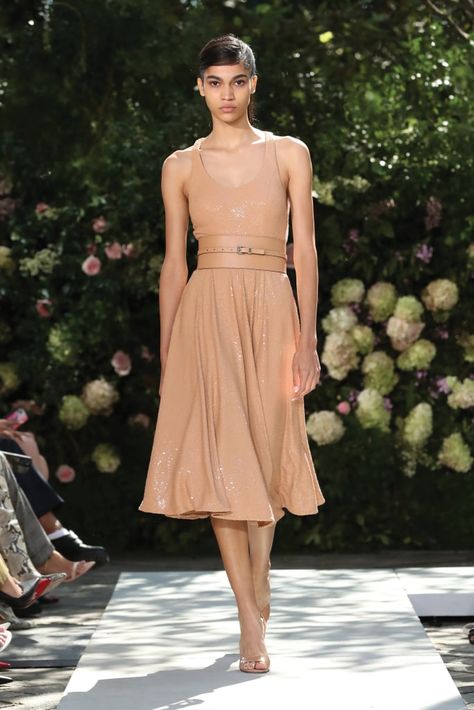 Michael Kors Collection, Carolina Herrera, Outfits Casuales, New York Fashion Week, New York Fashion, Spring Summer Fashion, Runway Fashion, Fashion News, High Fashion