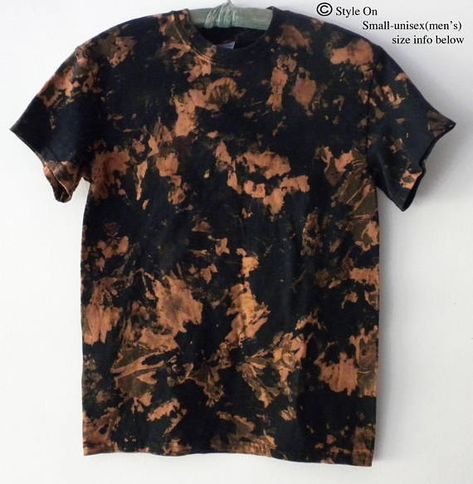 Dye Patterns, Black Tee Shirt, Tie Dye Fashion, Streetwear Shirts, Bleach Tie Dye, Tie Dye Diy, Hipster Mens Fashion, Shirt Tie, Hipster Outfits