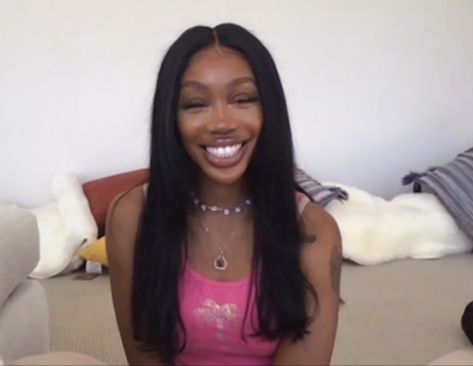 Sza Meme Faces, Saucy Santana Funny, Sza Meme, Sza Gif, Lee Core, Smile Meme, Sza Singer, Chronically Online, Playlist Covers