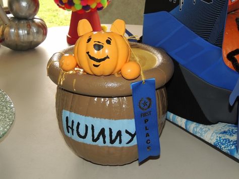 Pumpkin decorating Pooh in a honey pot Pumpkin Contest Ideas No Carve, Pumpkin Contest Ideas, Pooh Honey Pot, Decorated Pumpkins, Creative Pumpkin Painting, Contest Ideas, Pumpkin Decorating Contest, No Carve Pumpkin Decorating, Pumpkin Contest