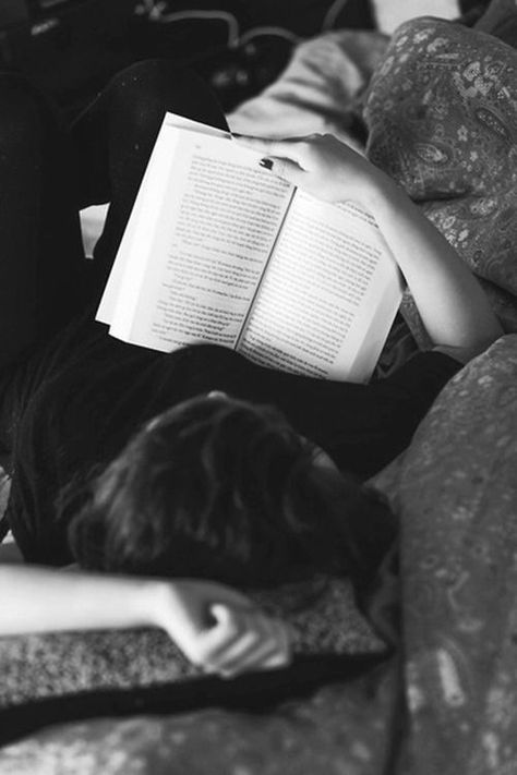 Stay calm and read a book Book Photography Instagram, An Open Book, Selfie Photography, Portrait Photography Poses, Best Photo Poses, Woman Reading, Reading A Book, Open Book, I Love Books