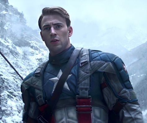 Captain America Photos, Captain America Aesthetic, Steve Rogers Aesthetic, Captain America 1, Captain America The First Avenger, The First Avenger, Captain America Movie, First Avenger, Bucky And Steve