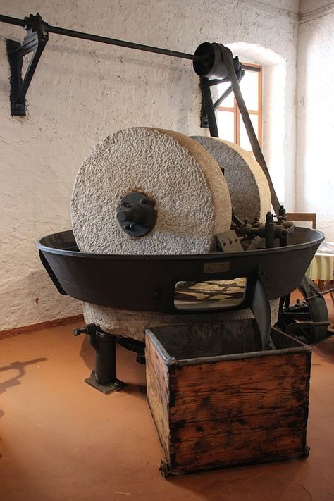 Prensa antigua de aceitunas || Old, Olive Press, Oil, Wheel, Mill, Ancient, Stone Old Grist Mill, Olive Press, Building Front, Paracord Projects, Adaptive Reuse, Olive Tree, Outdoor Fire, Milling, Ancient Egyptian