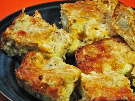 Make and share this Cheesy Artichoke Squares recipe from Food.com. Artichoke Squares Appetizers, Nice Appetizers, Artichoke Squares, Artichoke Bake, Artichoke Appetizer, Gerd Friendly, Sunday Food, Easter Appetizers, Healthy Appetizer