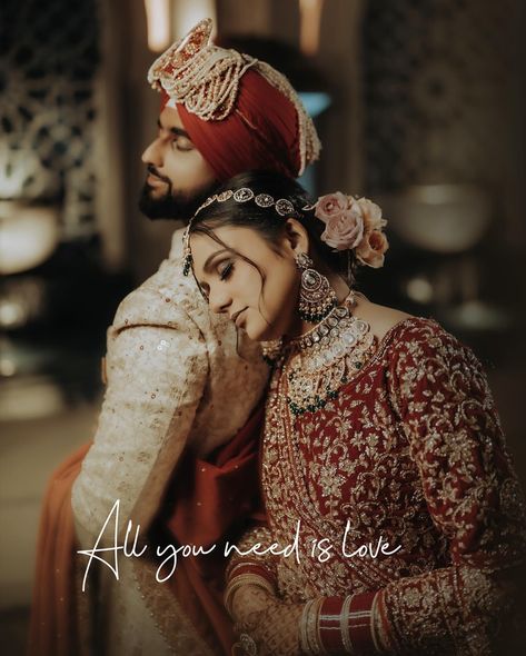 Groom Engagement Poses, Indian Wedding Shoot Poses, Wedding Poses For Couples, Indian Couple Portraits, India Wedding Couple Poses, Indian Wedding Photos Couple, Couple Engagement Photography Poses, Indian Wedding Groom Poses, Royal Couple Poses