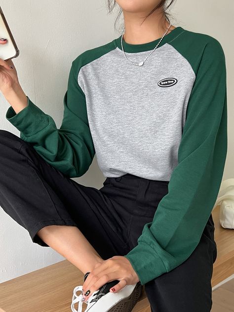 Long Sleeve Tee Outfit, Longsleeves Outfit, Mode Hipster, Long Sleeve Outfits, Casual Day Outfits, Tshirt Outfits, Inspired Outfits, Casual Style Outfits, Outfits Casuales