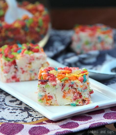 Fruity Pebble Fudge Cereal Desserts, Recipes Using Cream Cheese, Fruity Pebble, Cookies And Cups, Cereal Dessert, Stuffed Cookies, Candy Truffles, Cereal Treats, Dessert Boxes