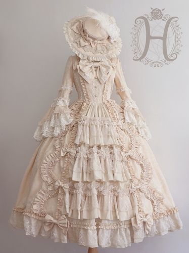 Rococo Fashion, Op Dress, Classic Lolita, Old Fashion Dresses, Old Dresses, Vintage Gowns, Vestidos Vintage, Fantasy Dress, Drawing Clothes