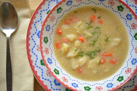 Polish Pearl Barley Soup {Krupnik} Pearl Barley Soup, Leftover Chicken Soup, Polish Soup, Pickle Soup, How To Cook Barley, Sauerkraut Soup, Pearl Barley, Cream Of Celery Soup, Barley Soup