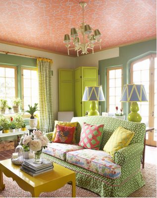 Madcap Cottage, Keeping Rooms, Colorful Cottage, Cottage Designs, Sitting Rooms, Cottage Shabby Chic, Bungalow Style, Romantic Country, Green Rooms