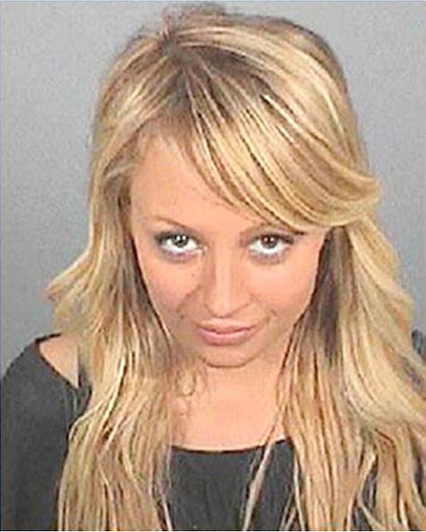 Nicole Ritchie-Top Celebrity Mug Shots Celeb Mugshots, Famous Mugshots, Celebrity Mugshots, Celebrity Posters, Paris And Nicole, Pic Wall, Mug Shot, Nicole Richie, Paris Hilton