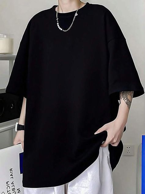 Black Casual Collar Half Sleeve Fabric Plain Embellished Slight Stretch Men Clothing Baggy Outfit Ideas, Korean Casual Outfits, Baggy Clothes, Guys Clothing Styles, Tomboy Outfits, Quick Outfits, Tomboy Style Outfits, Cool Outfits For Men, Round Neck Tees