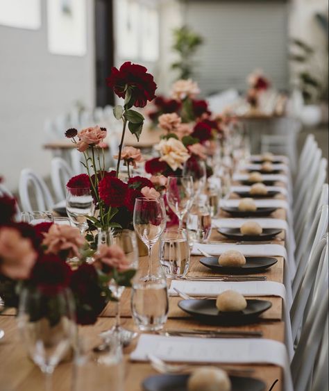 Bodrum Wedding, Moody Tablescape, Magenta Pantone, Wedding February, Beach Wedding Pics, Wine Red Wedding, Event Venue Spaces, Neutral Wedding Flowers, Father Of The Groom