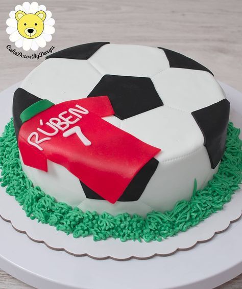 Football Cakes For Boys, Birthday Cale, Soccer Birthday Cakes, Football Cakes, Football Birthday Cake, 8th Birthday Cake, Soccer Cake, Football Cake, Soccer Birthday