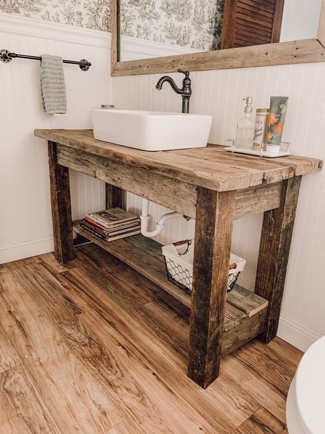 Vanity Side Table, Small Rustic Bathroom Ideas, Small Rustic Bathroom, Farmhouse Vanity, Rustic Vanity, Diy Bathroom Vanity, Rustic Bathroom Vanities, Rustic Bathroom Designs, Bathroom Farmhouse Style