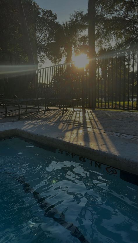 #texas #houston #pool #water Houston Texas Aesthetic, Vida Aesthetic, Texas Houston, Downtown Houston, Pool Water, American Dream, Houston Texas, Houston Tx, Summer 2024