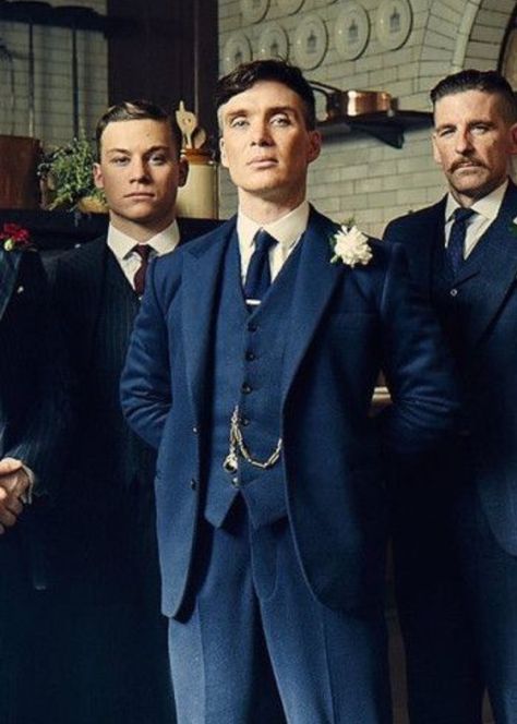 Thomas Shelby Wedding Suit, Thomas Shelby Tuxedo, Celebrity Wedding Suits, Peaky Blinders Groom, Wedding Suit Vintage, Vintage Wedding Groom, Thomas Shelby Peaky Blinders, Engagement Planning, Vintage Wedding Suits