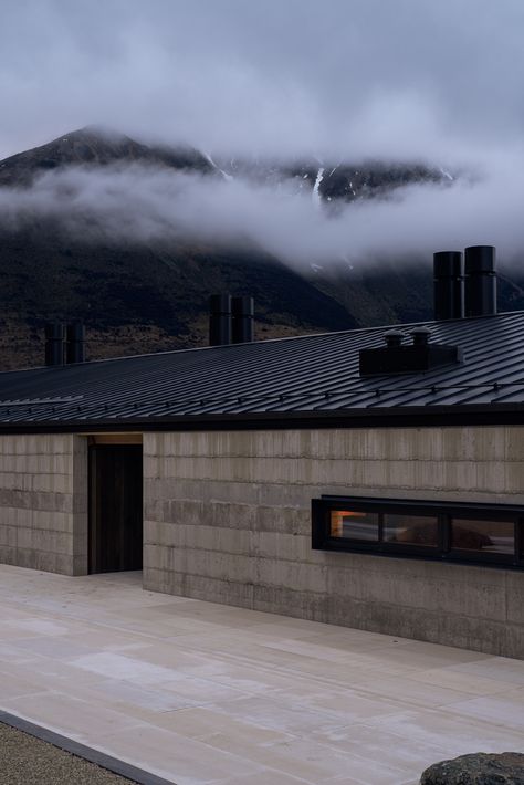 Full House Remodel, Limestone Rock, Timber Roof, New Zealand Landscape, Beautiful Farm, Architecture Inspiration, Journey To The West, Hill Station, Building Structure