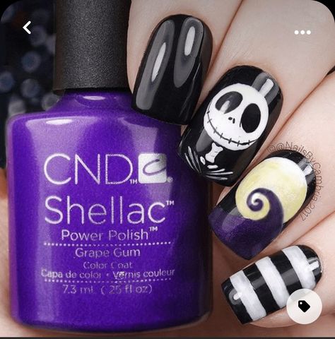 Scary Halloween Nails Design, Disney Halloween Nails, Splatter Nails, Nightmare Before Christmas Nails, Nail Art Halloween, Halloween Nails Easy, Halloween Acrylic Nails, Cute Halloween Nails, Cnd Shellac