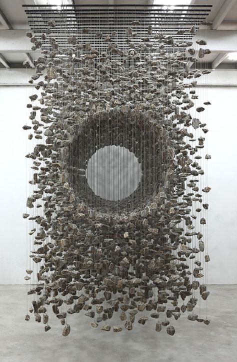 Korean artist Jaehyo Lee spent over two decades meticulously hanging rocks by threads into an astonishing piece of art. Art Pierre, Olafur Eliasson, Art Installation, Stonehenge, Sculpture Installation, Korean Artist, Kirigami, Environmental Art, Land Art