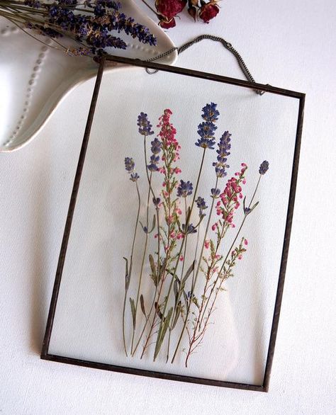 Flower Herbarium, Framed Bouquet, Pressed Lavender, Hanging Lavender, Pressed Flowers Diy, Flower Projects, Pressed Flower Crafts, Fleurs Diy, Lavender Bouquet