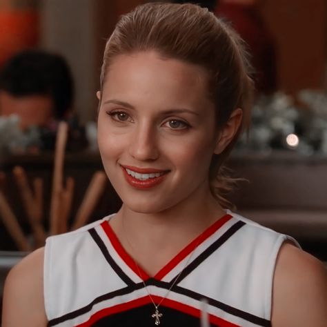 Quinn Fabray Icons, Glee Quinn Fabray, Icon For Twitter, Glee Quinn, Farrah Fawcet, Diana Agron, Glee Fashion, Quinn Fabray, Dianna Agron