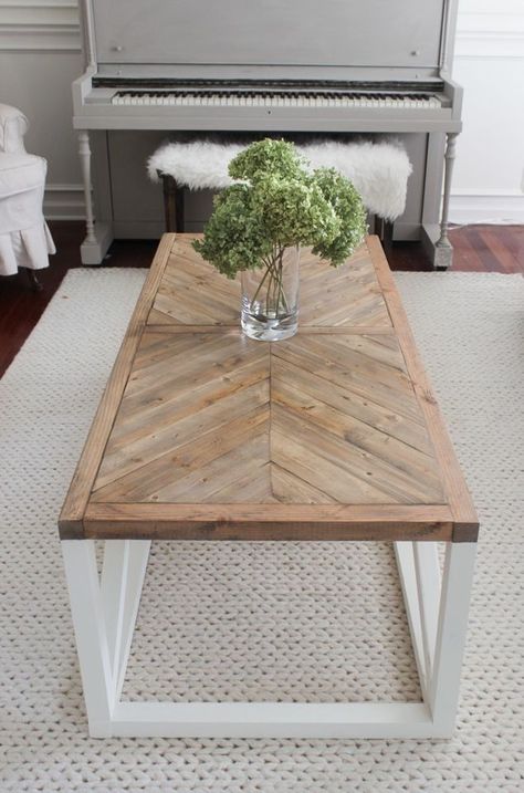 Herringbone Coffee Table, Good Pics, Tafel Decor, Modern Farmhouse Design, Coffee Table Farmhouse, Rustic Coffee Tables, Table Cafe, Diy Coffee Table, Cool Coffee Tables