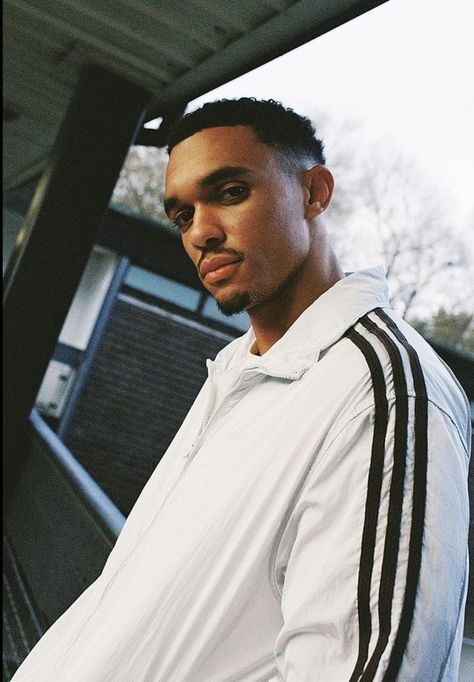 Adidas Ad, Trent Alexander Arnold, England Football Team, Football Boyfriend, Alexander Arnold, Eyes Emoji, You'll Never Walk Alone, England Football, Football Boys