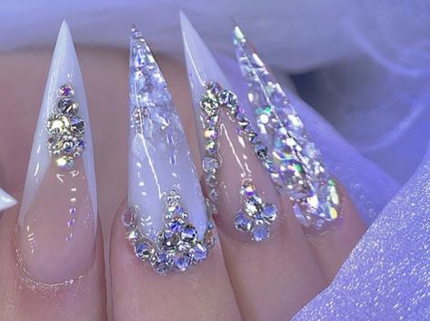 Fancy Nail Art, Gray Nails, Fancy Nails, Glam Dresses, Stiletto Nails, White Nails, How To Do Nails, Nail Ideas, Manicure