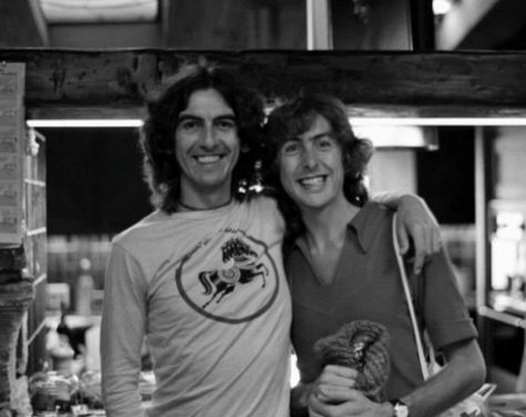 George Harrison and Eric Idle George Beatles, Monty Python Flying Circus, Eric Idle, Michael Palin, Beatles George Harrison, Terry Gilliam, Beatles George, Beatles Photos, The Quiet Ones