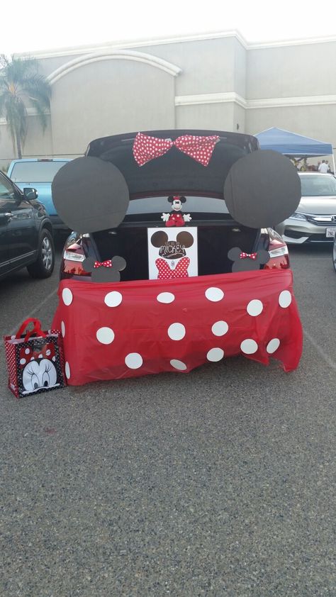 Minnie Mouse Trunk or Treat Minnie Trunk Or Treat Ideas, Minnie Mouse Trunk Or Treat Ideas, Mickey Mouse Trunk Or Treat Ideas, Minnie Mouse Trunk Or Treat, Mickey Mouse Trunk Or Treat, Church Trunk, Pumpkin Tutu, Jazz Outfits, Trunk Or Treat Ideas