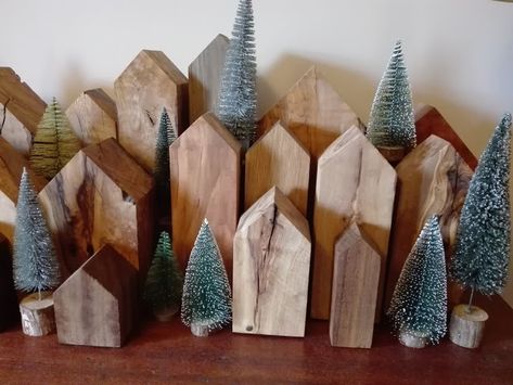 Wood Christmas Village, Wooden Block Houses, Christmas Village Decorations, Decor Things, Chirstmas Decor, Creative Calendar, City Decor, Christmas Houses, Almond Tree