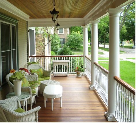 Long Front Porch, Dream Porch, Brick Porch, Traditional Porch, Building A Porch, Front Porch Design, Porch Furniture, House With Porch, Front Porch Decorating