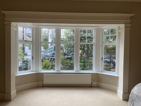 Replacement splay bay window with hinged casement opening and black teardrop handles. Bay Window Moulding Ideas, Bay Window Extension, Exterior Bay Window Ideas, Bay Window Exterior Ideas, Flush Casement Windows, Bay Window Exterior, Box Bay Window, Front Extension, Turtle Rock