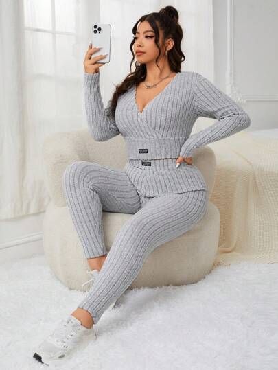 Maternity Two Piece, Lounge Jumpsuit, Seluar Ketat, Knit Lounge Set, Mode Abaya, Legging Outfits, Sleeveless Long Dress, Flare Leg Pants, Knit Outfit