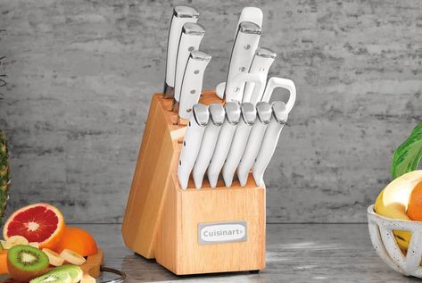 Precision Perfect: The Cuisinart 15-Piece Knife Set on AdKeeps Best Kitchen Knife Set, Best Kitchen Knives, Culinary Experience, Knife Block Set, Cutlery Sets, Santoku Knife, Knife Set Kitchen, Bread Knife, Steak Knives