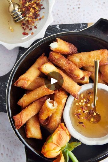 Fried Feta Rolls, Feta Rolls, Fried Feta, Summer Appetizers Easy, Food Dolls, Cheese Roll, Summer Appetizer, Hot Honey, Charcuterie Recipes