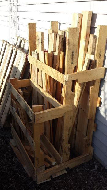 Hi friends,   Thanks so much for the advice and recommendations you gave me on how to organize that pile of scrap wood I had in my garage... Lumber Storage Rack, Lumber Rack, Lumber Storage, Used Pallets, Wood Store, Funky Junk Interiors, Scrap Wood Projects, Diy Holz, Wood Pallet Projects