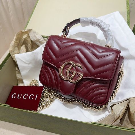 𝗚𝘂𝗰𝗰𝗶 𝗠𝗮𝗿𝗺𝗼𝗻𝘁 Tote Chain Bag Size: 17*13*6 cm Contact us at： Whatsapp:+8615216260616 #gucci #guccibag #guccibags #personalshopper#luxurybrand #luxurybags#giftoftheday #unboxing #guccibag #personalshopper #gucci #guccimarmont #guccihandbac#luxury #shopping #luxuryshopper Gucci Marmont, Luxury Shopping, Chain Bag, Gucci Bags, Gucci Bag, Gucci, Chain