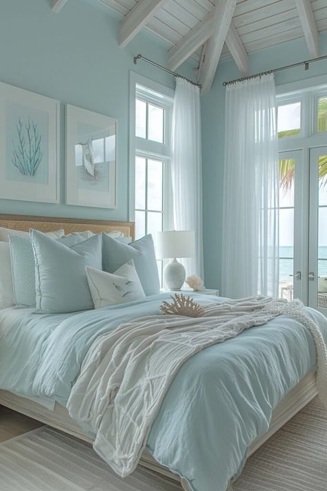 29 Beach Decorating Ideas For The Home White Coastal Bedroom, Design Ložnic, Beachy Bedroom, Coastal Bedroom Decorating, Tropical Bedrooms, Coastal Bedrooms, Beach Bedroom, Coastal Bedroom, Chic Bedroom