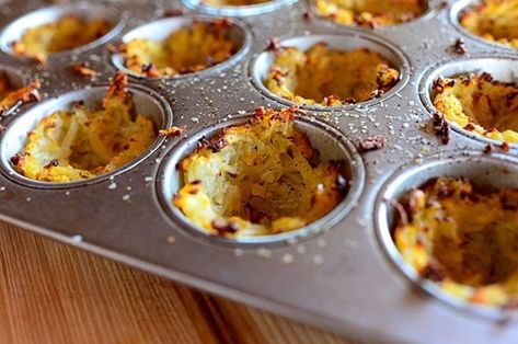 Oven Baked Hash Browns, Baked Hashbrowns, Hash Brown Cups, Recipes Brunch, Homemade Hashbrowns, Simply Potatoes, Crispy Hashbrowns, Hashbrown Recipes, Muffin Tin Recipes