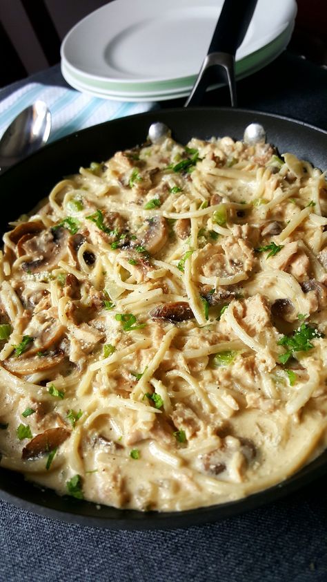 Tuna Palmini Noodle Casserole | Keto | Low Carb | Gluten Free Healthy Pasta Alternatives, Casserole Keto, Pasta Alternative, Tuna Casserole, Lean And Green Meals, Low Carb Pasta, Noodle Casserole, Creamy Tomato Sauce, Tuna Recipes