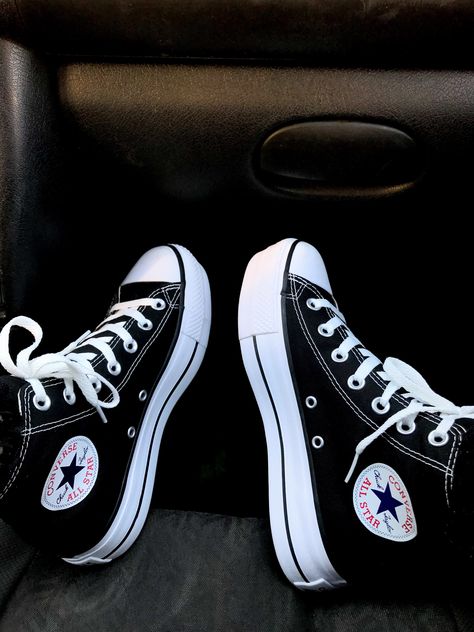 All Star Converse Women, Thick Converse, Converse Lift Platform, Shoe Collection Aesthetic, All Star Converse Outfit, Converse Lift, Zapatillas All Star, Converse Noir, Cute Converse Shoes