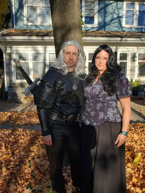 DIY Halloween costumes for the Witcher, Oct 2022 Yennefer Witcher, Diy Group Halloween Costumes, Group Halloween Costumes, Diy Halloween Costumes, The Witcher, Halloween Diy, Halloween Costumes, Halloween